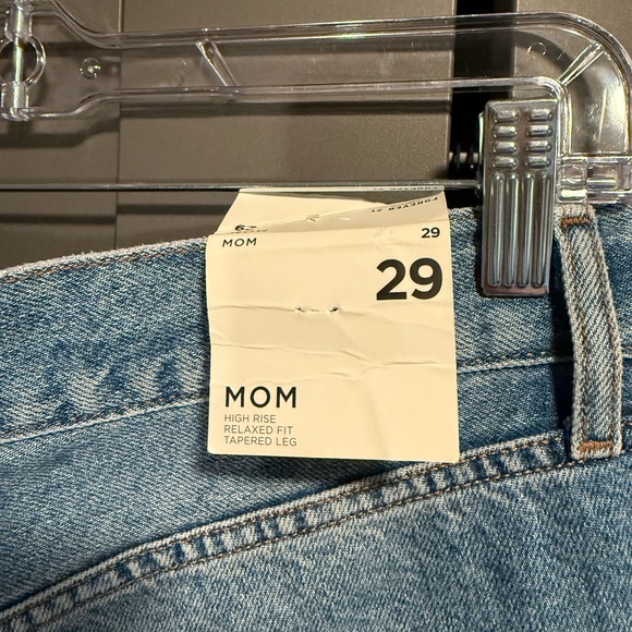 Forever 21 Mom Jeans - Size 29 - Picture 5 of 6